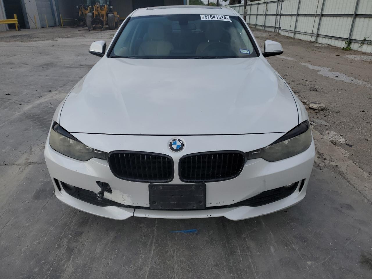 2014 BMW 320 I vin: WBA3B1G57ENS81378