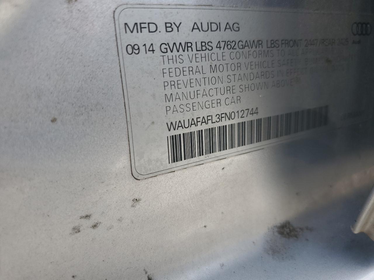 WAUAFAFL3FN012744 2015 Audi A4 Premium