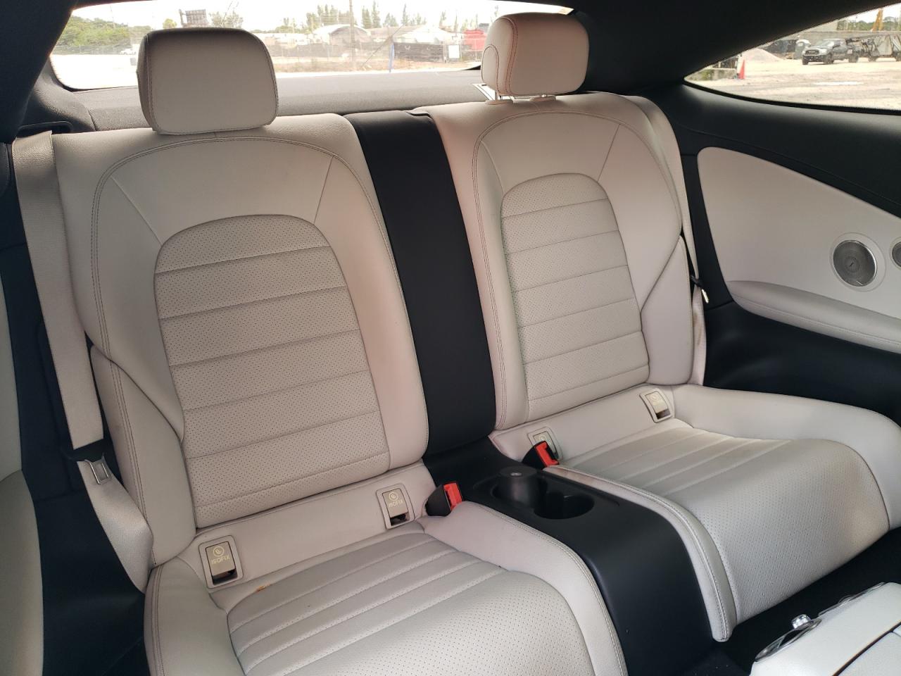 WDDWJ4JB0HF545550 2017 Mercedes-Benz C 300