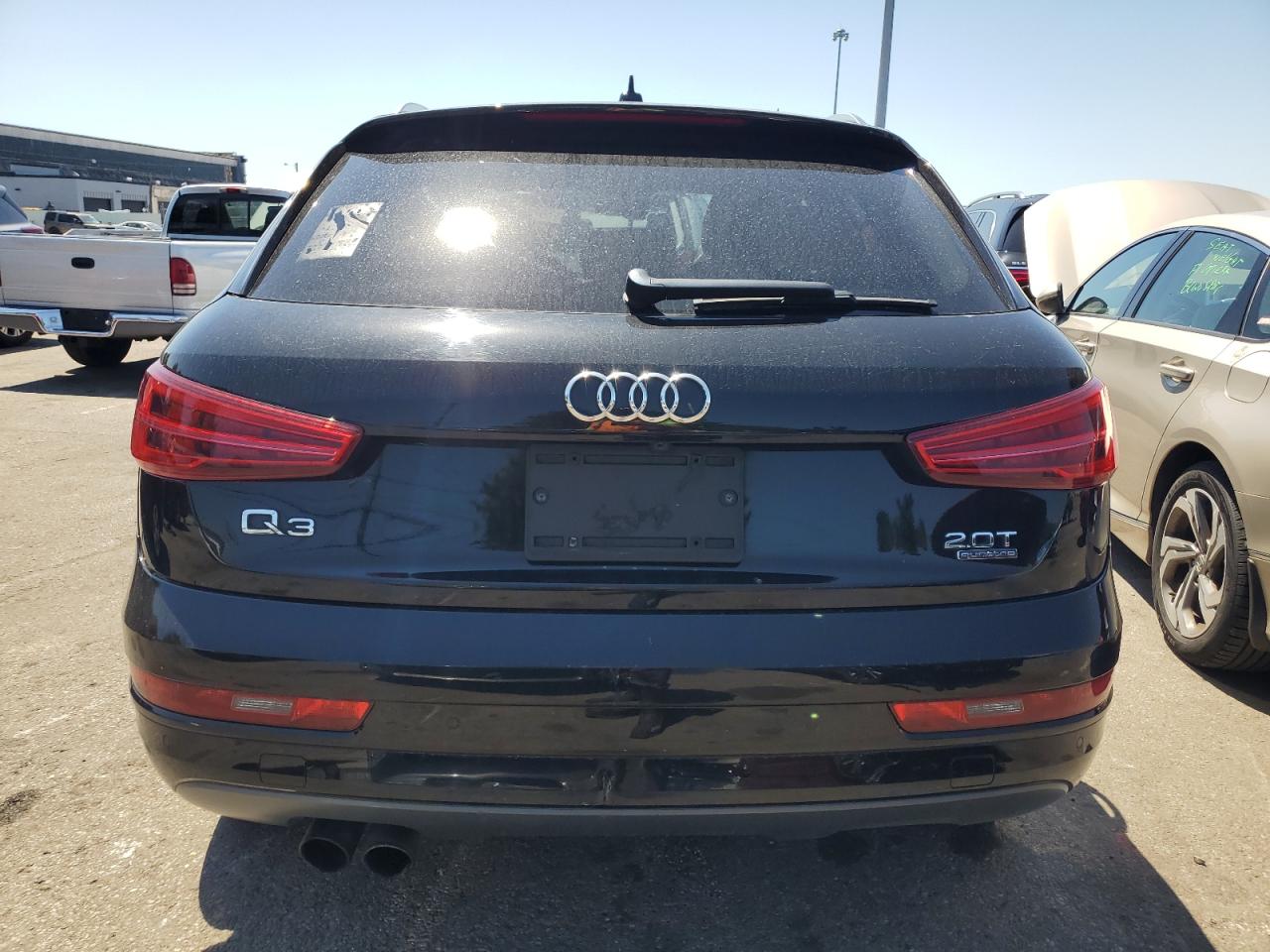 2016 Audi Q3 Premium Plus vin: WA1EFCFS8GR015330