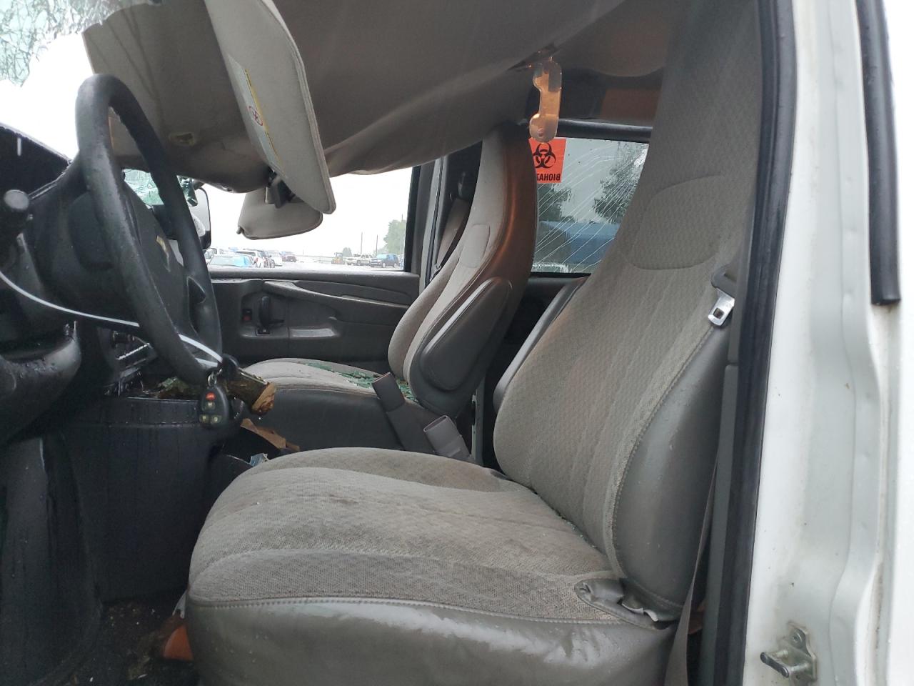 1GA2G1DGXA1155645 2010 Chevrolet Express G3500 Lt