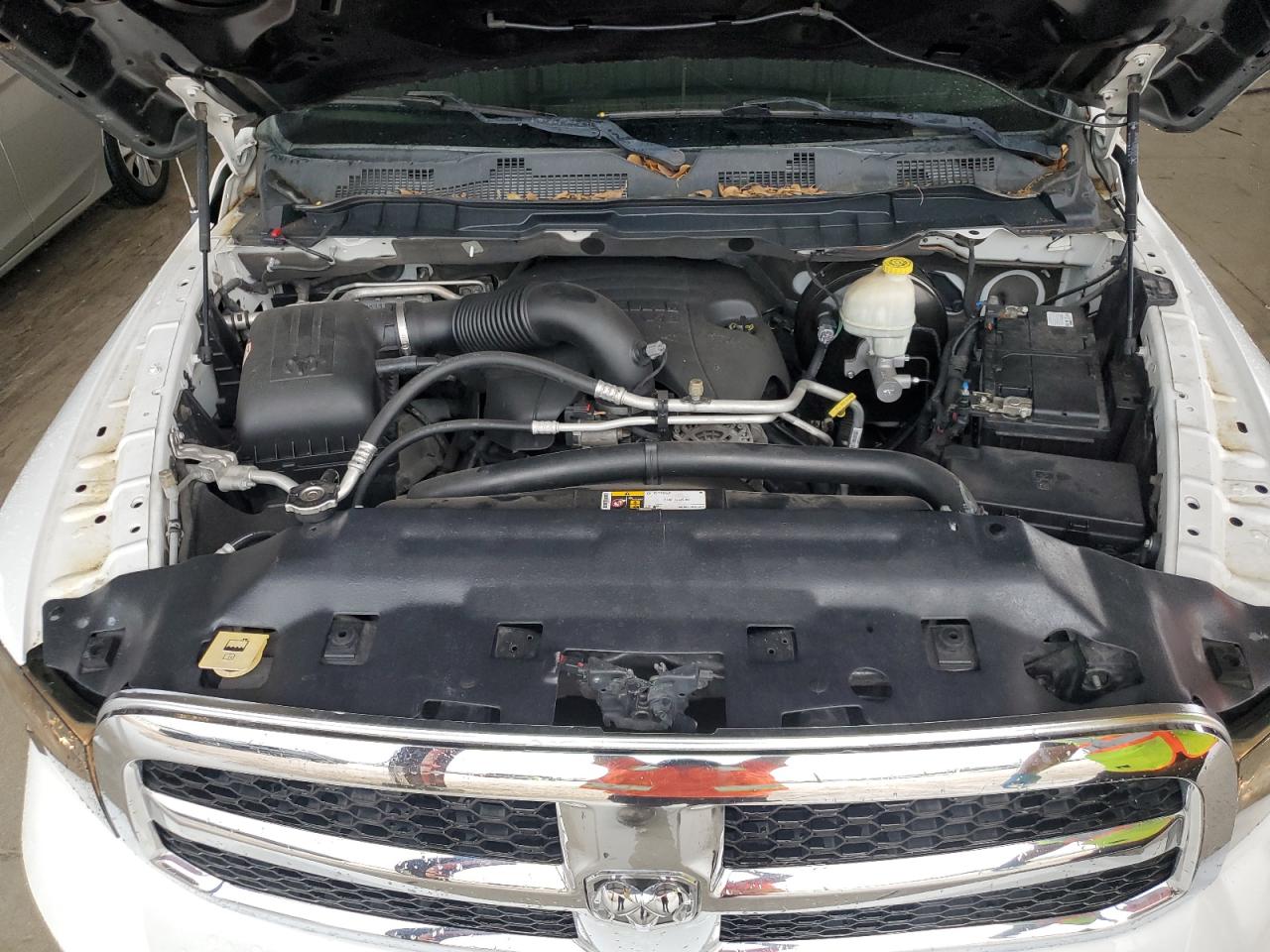 1C6RR6UT0ES307210 2014 Ram 1500 Sport