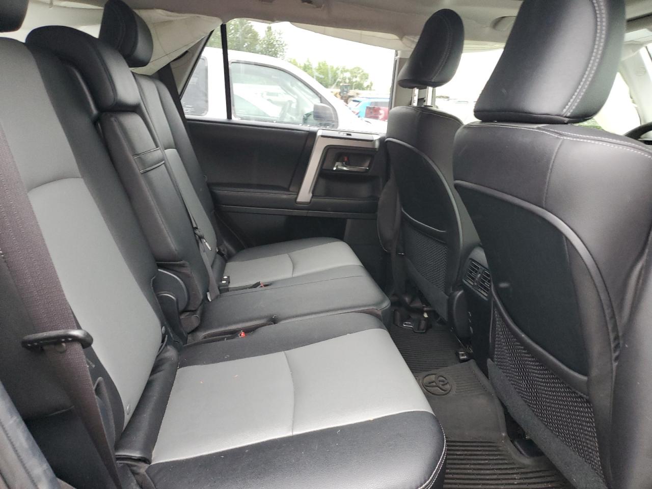 JTEBU5JR8J5520731 2018 Toyota 4Runner Sr5/Sr5 Premium