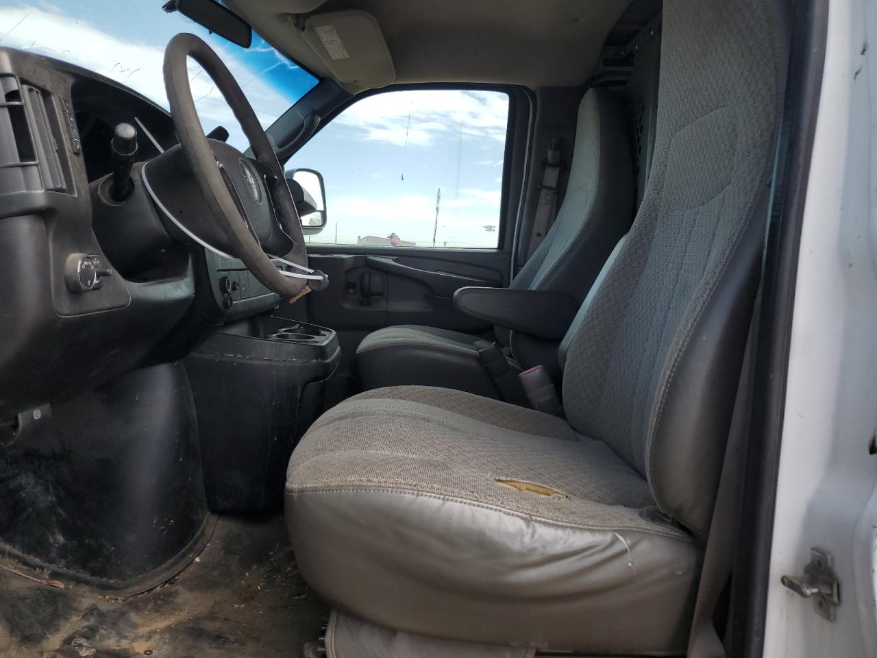 1GTW7FCA2E1131056 2014 GMC Savana G2500