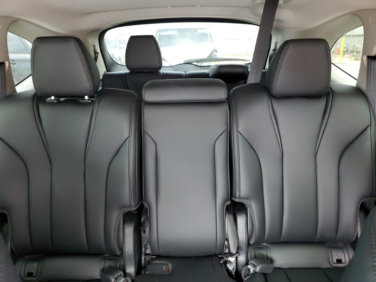 5J8YD9H3XNL001240 2022 Acura Mdx