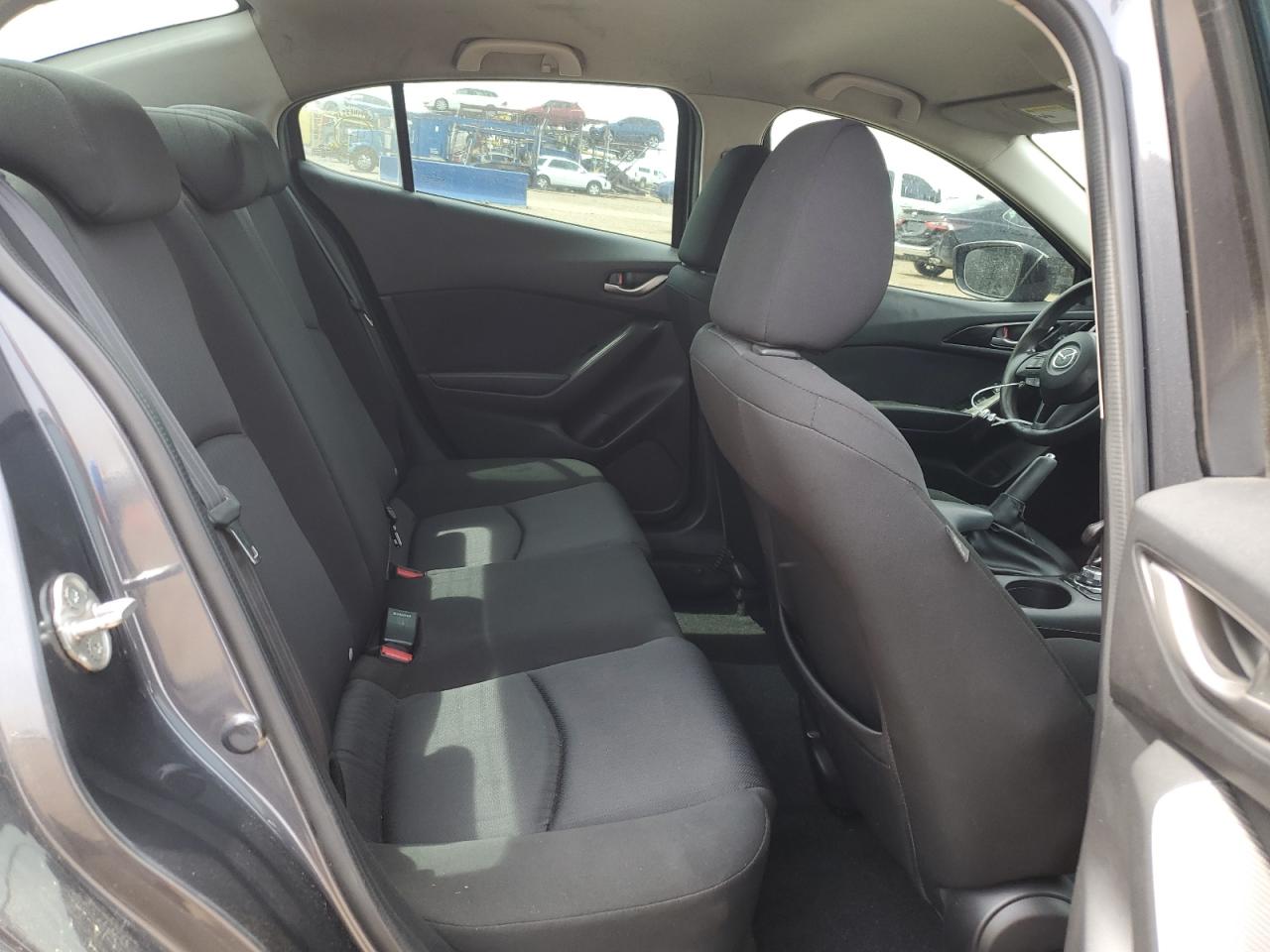 JM1BM1T73G1290637 2016 Mazda 3 Sport
