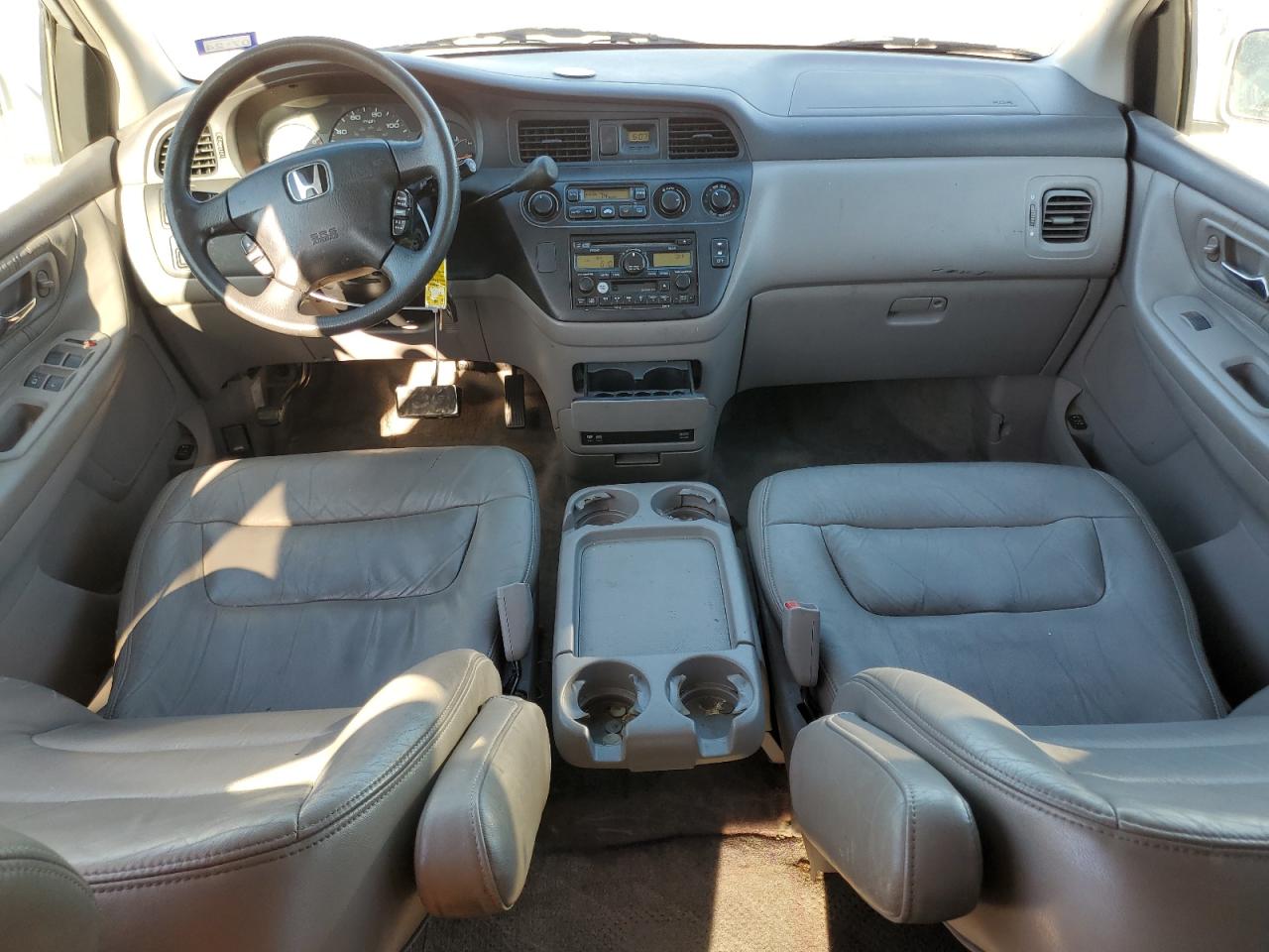 5FNRL18002B046702 2002 Honda Odyssey Exl