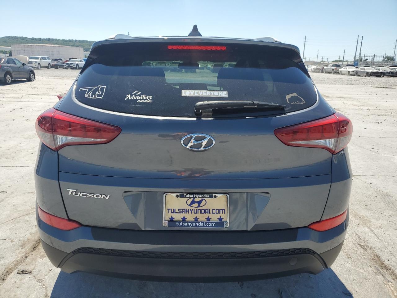 KM8J33A44HU540885 2017 Hyundai Tucson Limited