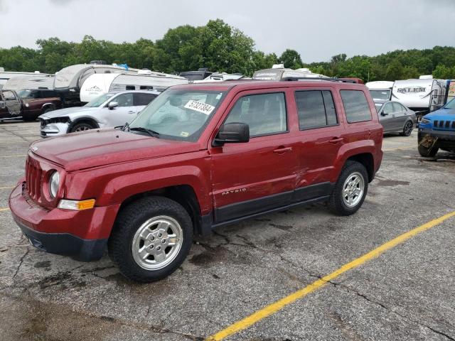 Паркетники JEEP PATRIOT 2016 Червоний