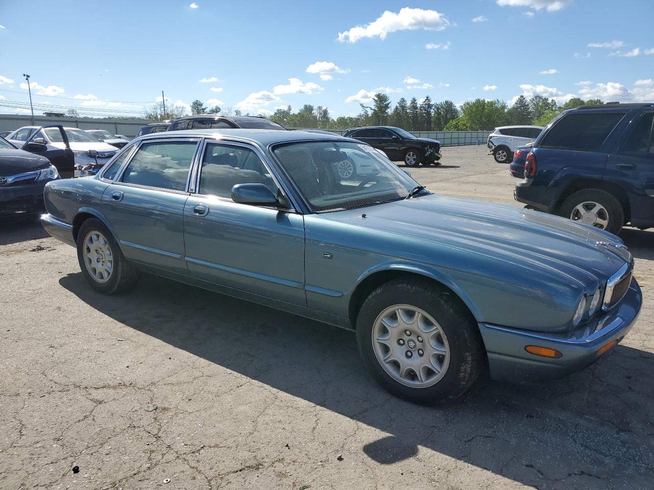 SAJHD1040XC870101 1999 Jaguar Xj8