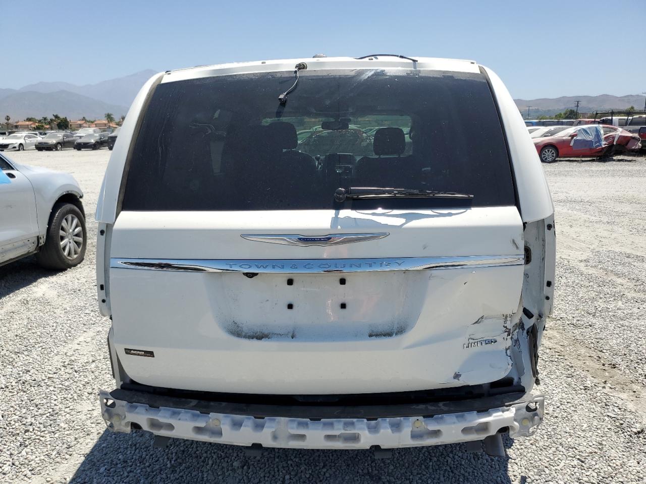 2C4RC1GG0CR370494 2012 Chrysler Town & Country Limited