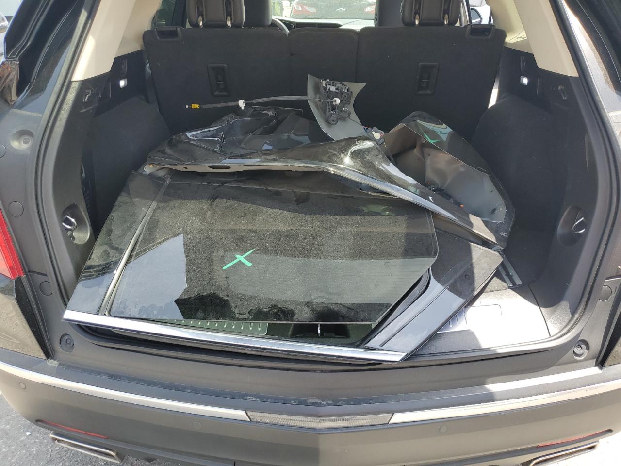 1GYKNCRS3JZ153656 2018 Cadillac Xt5 Luxury