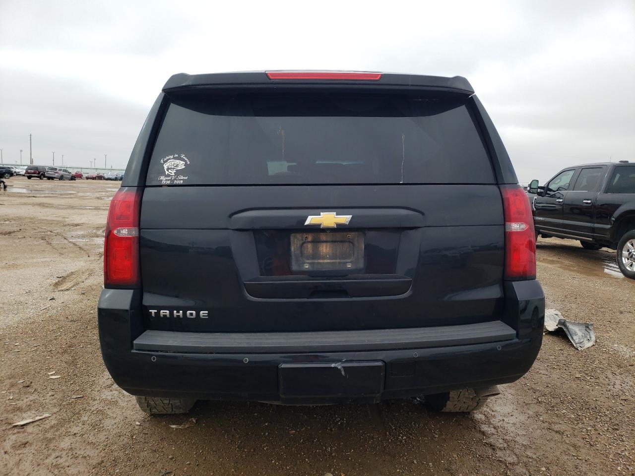 1GNSCBKC9JR275535 CHEVROLET TAHOE 2018