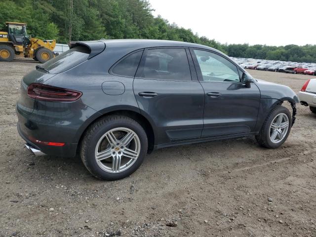 VIN WP1AA2A58JLB20425 2018 Porsche Macan no.3