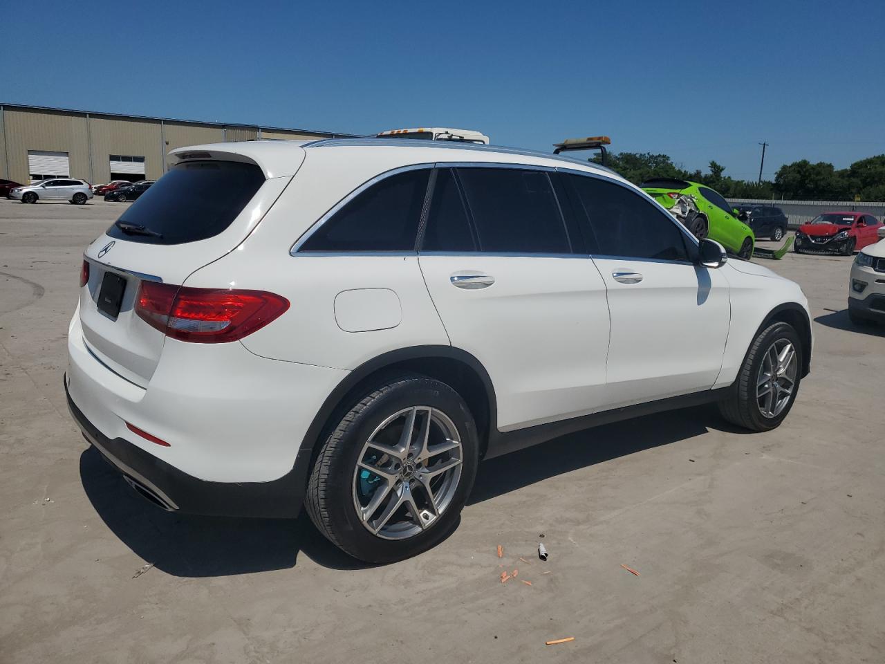 2019 Mercedes-Benz Glc 300 vin: WDC0G4JB1KV126340