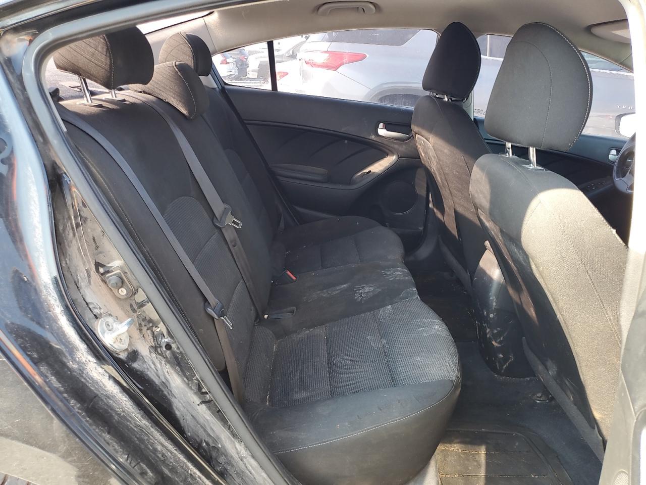 3KPFK4A78HE043138 2017 Kia Forte Lx