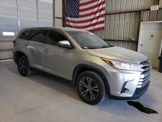 VIN 5TDZARFH4KS043942 2019 Toyota Highlander, LE no.4