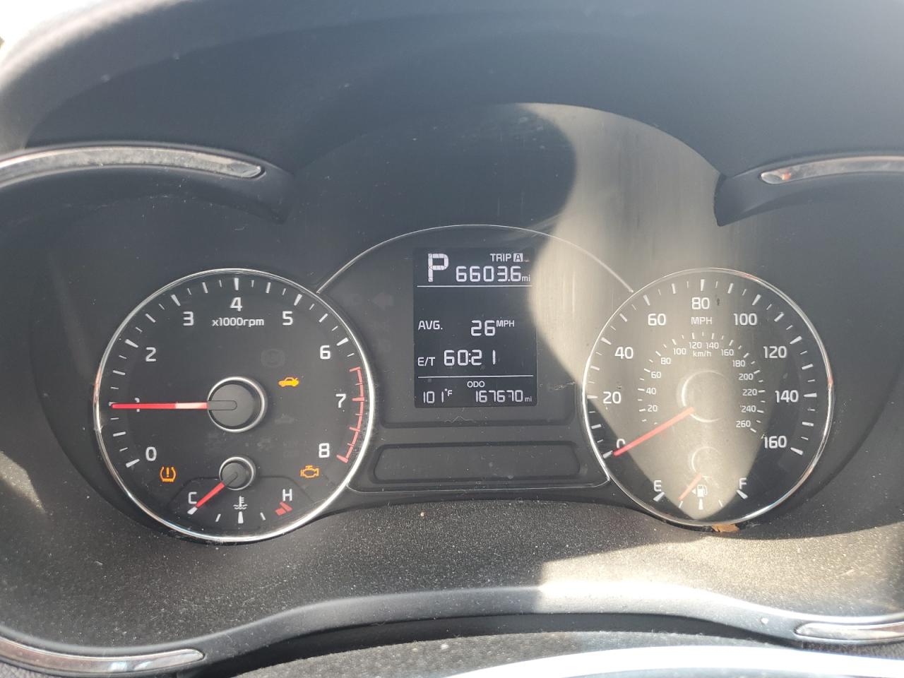 3KPFK4A7XHE057333 2017 Kia Forte Lx