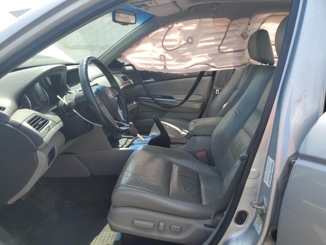 1HGCP3F81AA002005 2010 Honda Accord Exl