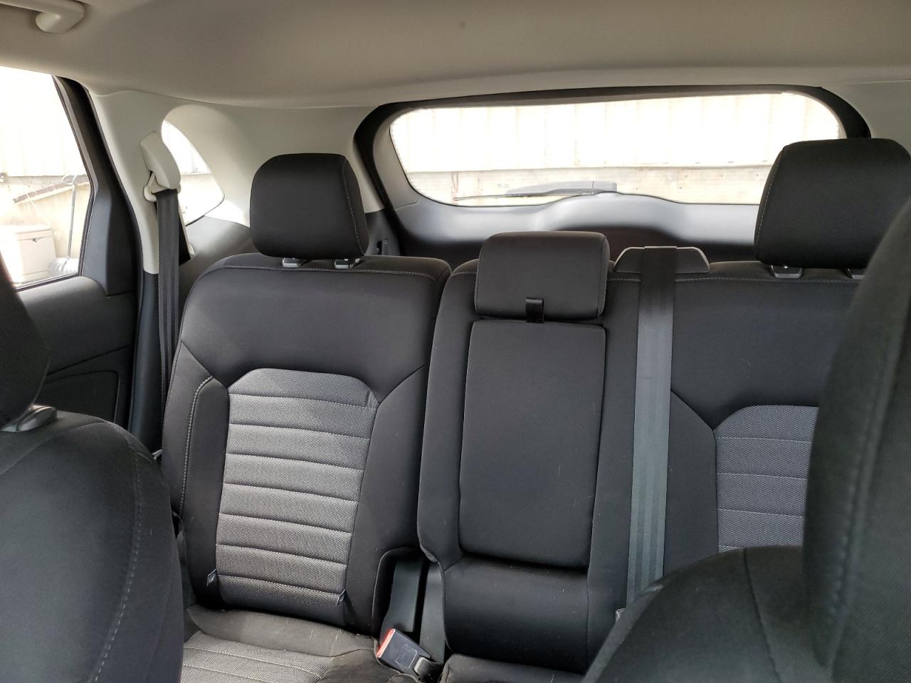 2FMPK3G95JBC59013 2018 Ford Edge Se