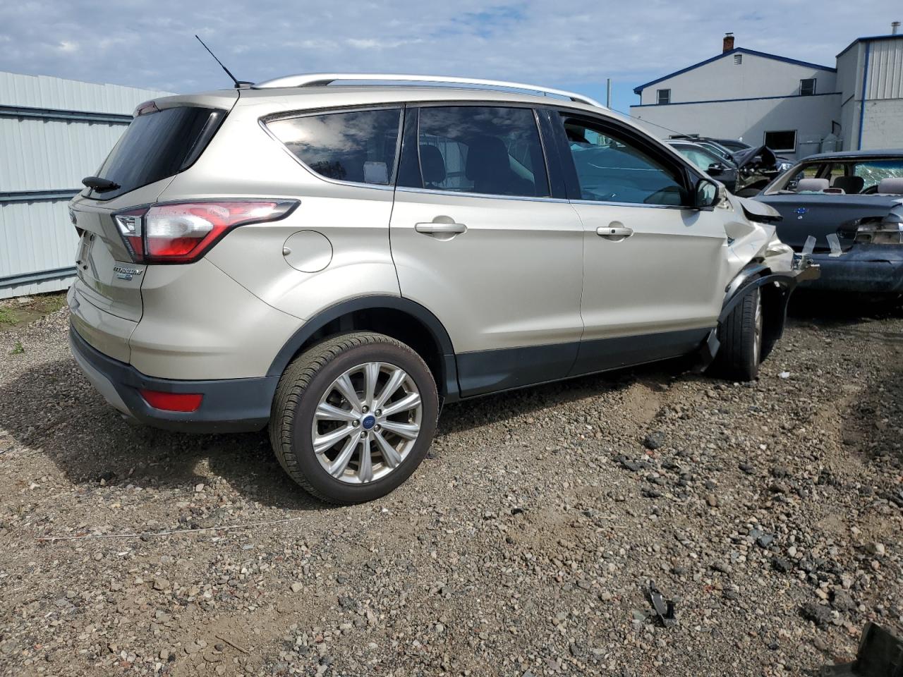 1FMCU9JDXHUB19181 2017 Ford Escape Titanium