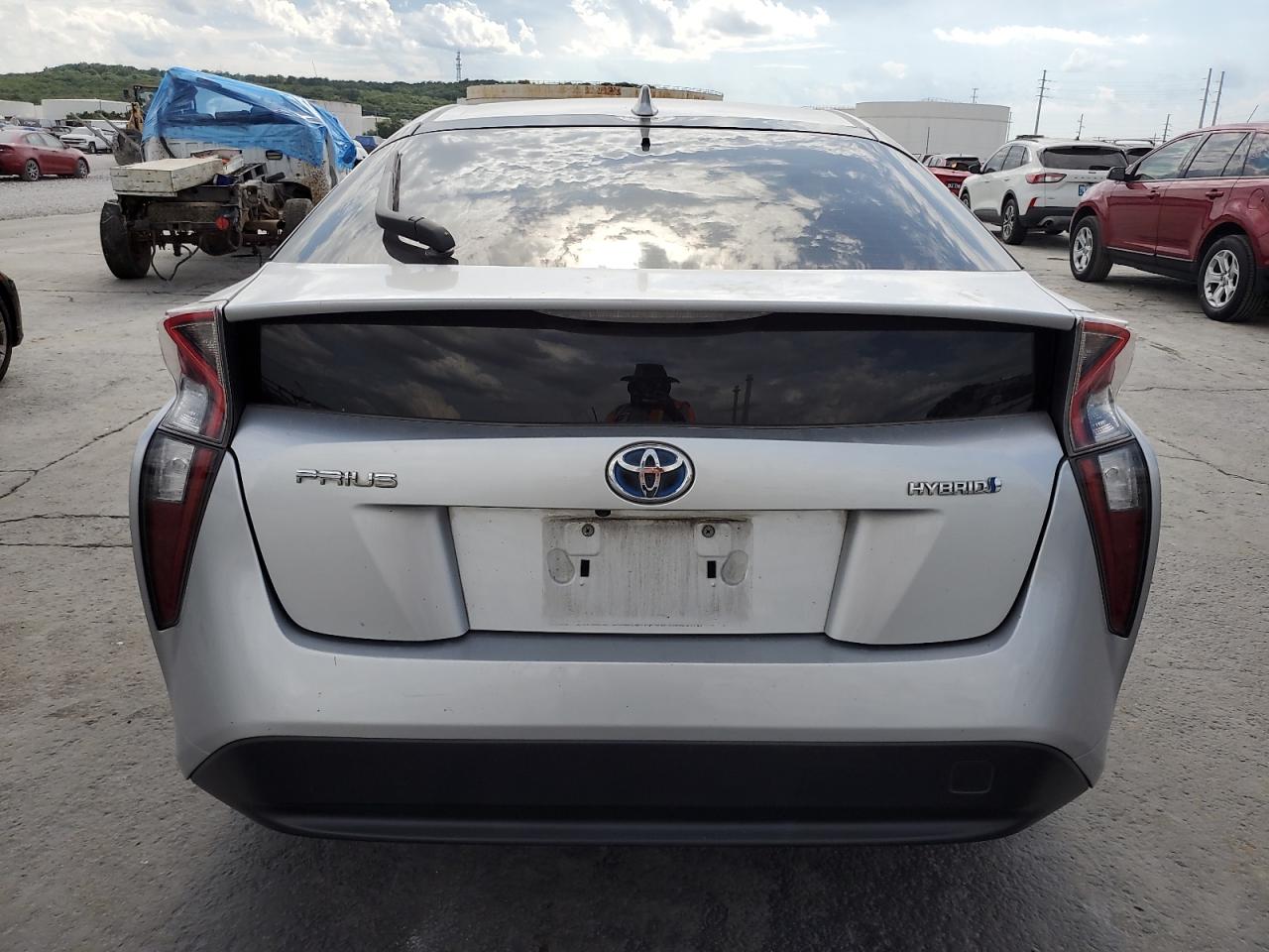 JTDKBRFU1H3546446 2017 Toyota Prius