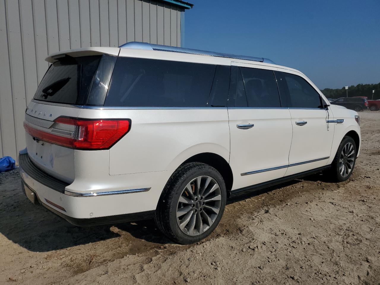 2019 Lincoln Navigator L Select vin: 5LMJJ3HT2KEL14023