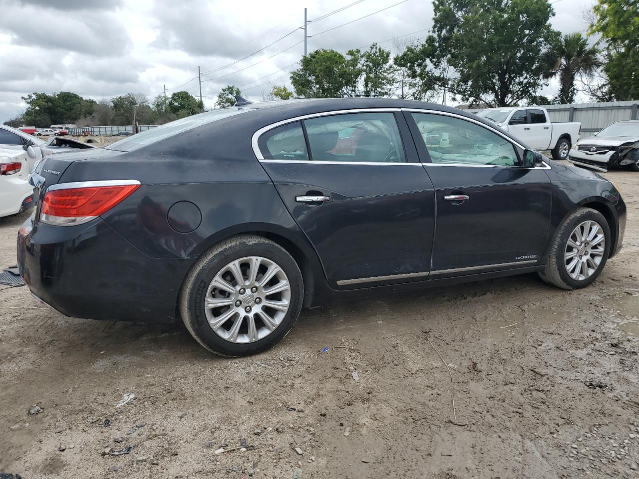 1G4GC5E39DF325881 2013 Buick Lacrosse