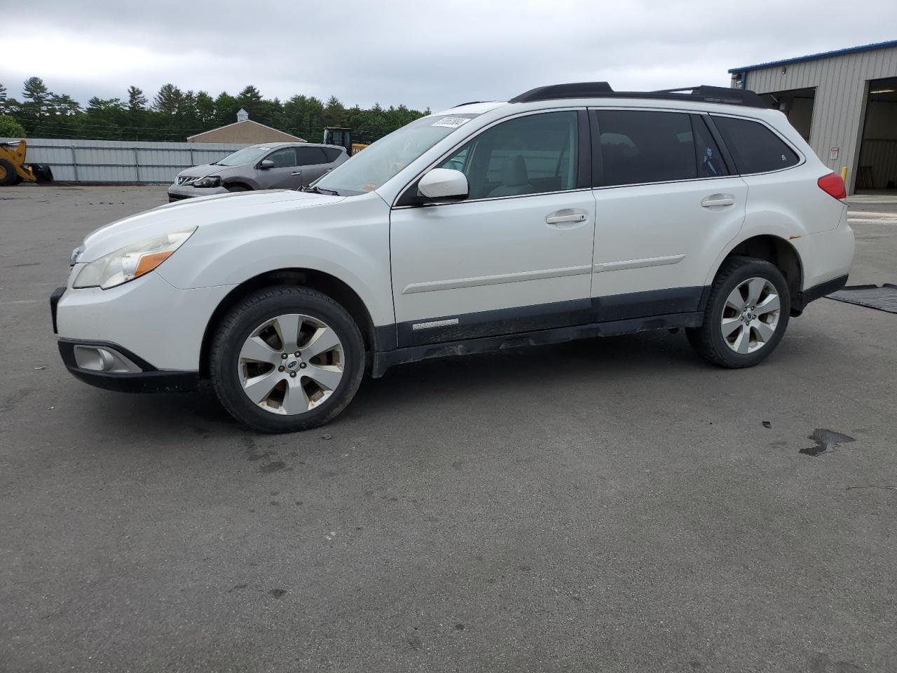 2012 Subaru Outback 2.5I Limited vin: 4S4BRBKC8C3221653