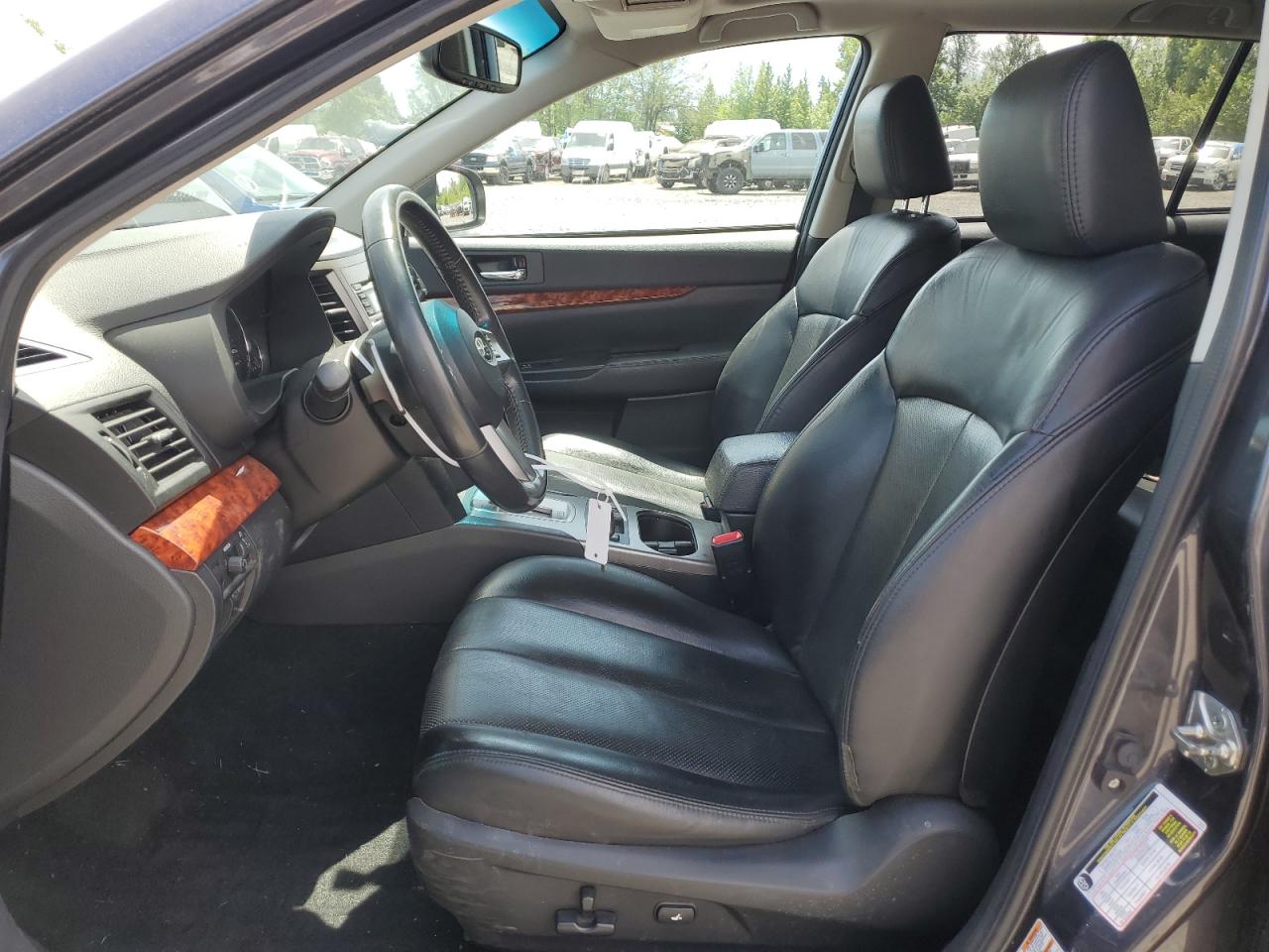 4S4BRBKCXB3401568 2011 Subaru Outback 2.5I Limited