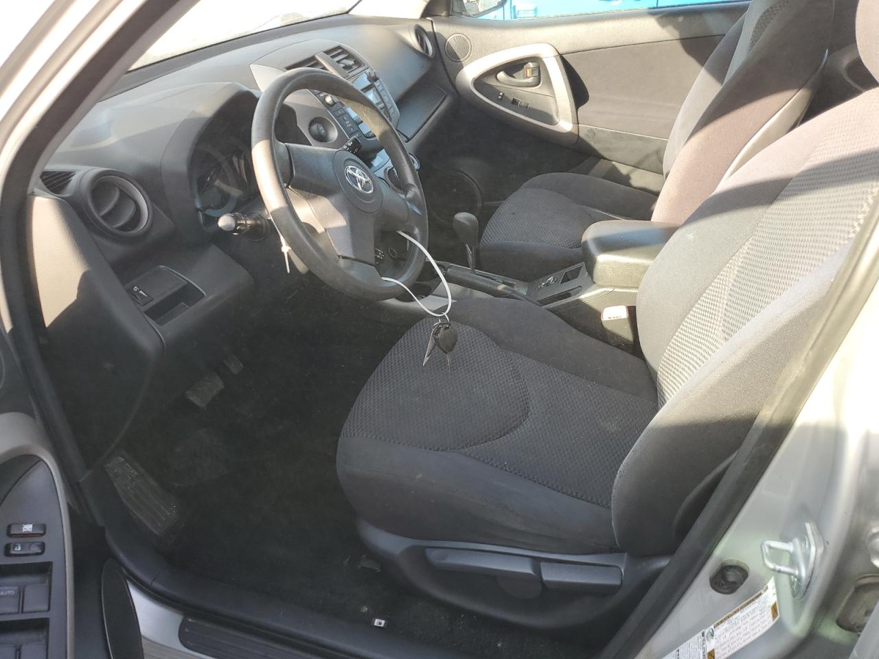 JTMBK32V085047816 2008 Toyota Rav4 Sport