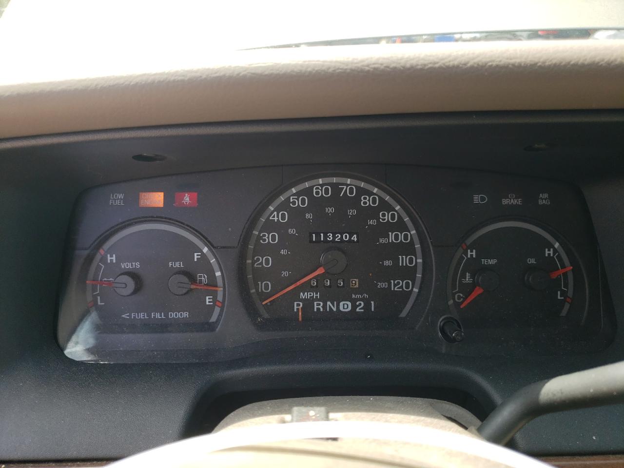 2FAFP74W13X103808 2003 Ford Crown Victoria Lx