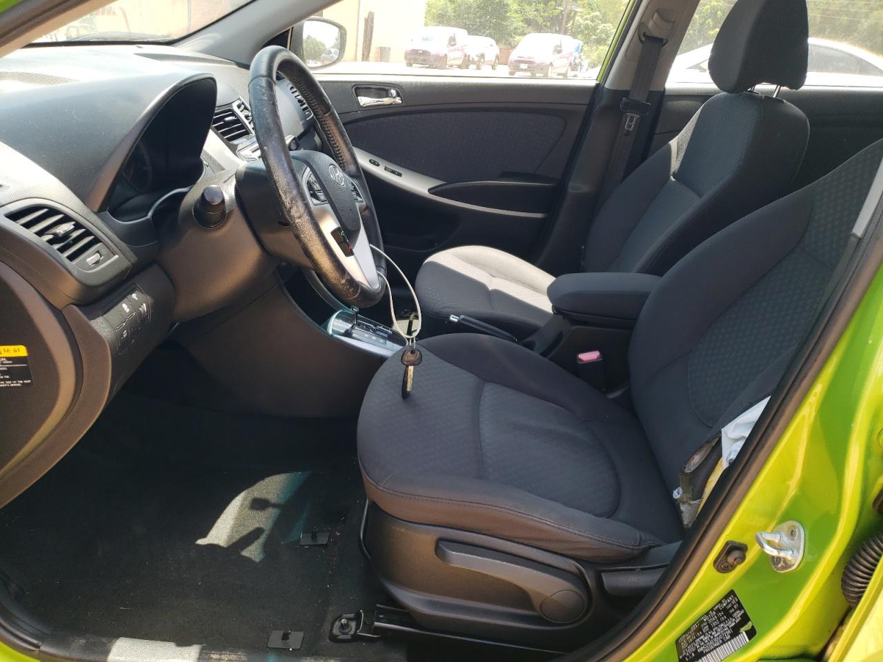 KMHCU5AE9DU072981 2013 Hyundai Accent Gls