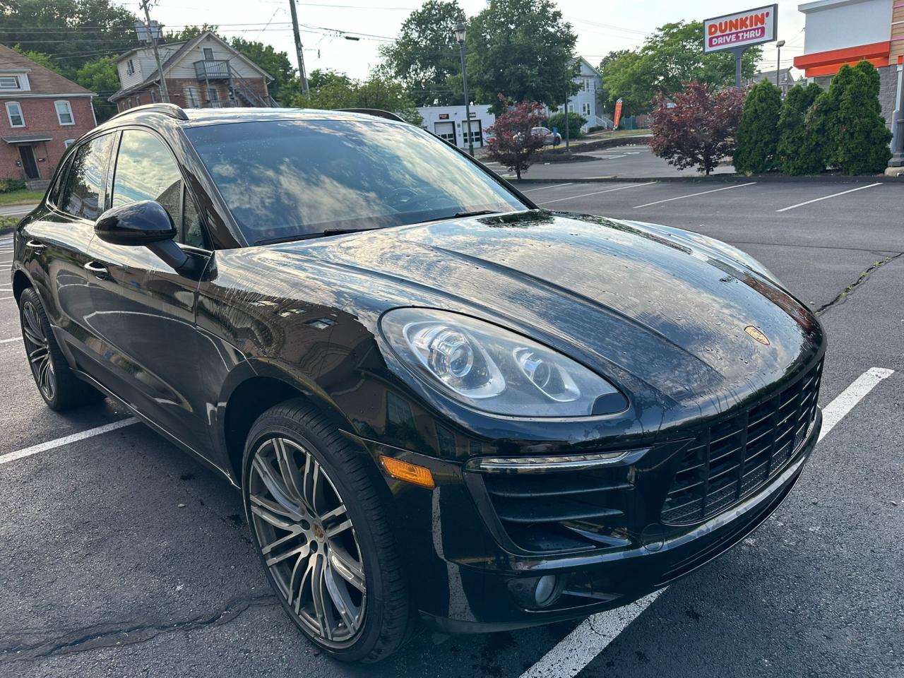 WP1AB2A53FLB55409 2015 Porsche Macan S