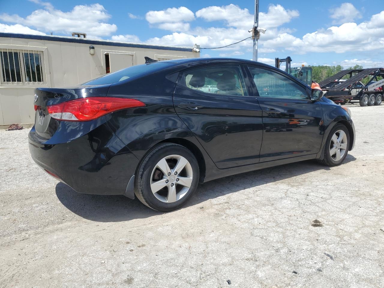 5NPDH4AE6DH279569 2013 Hyundai Elantra Gls