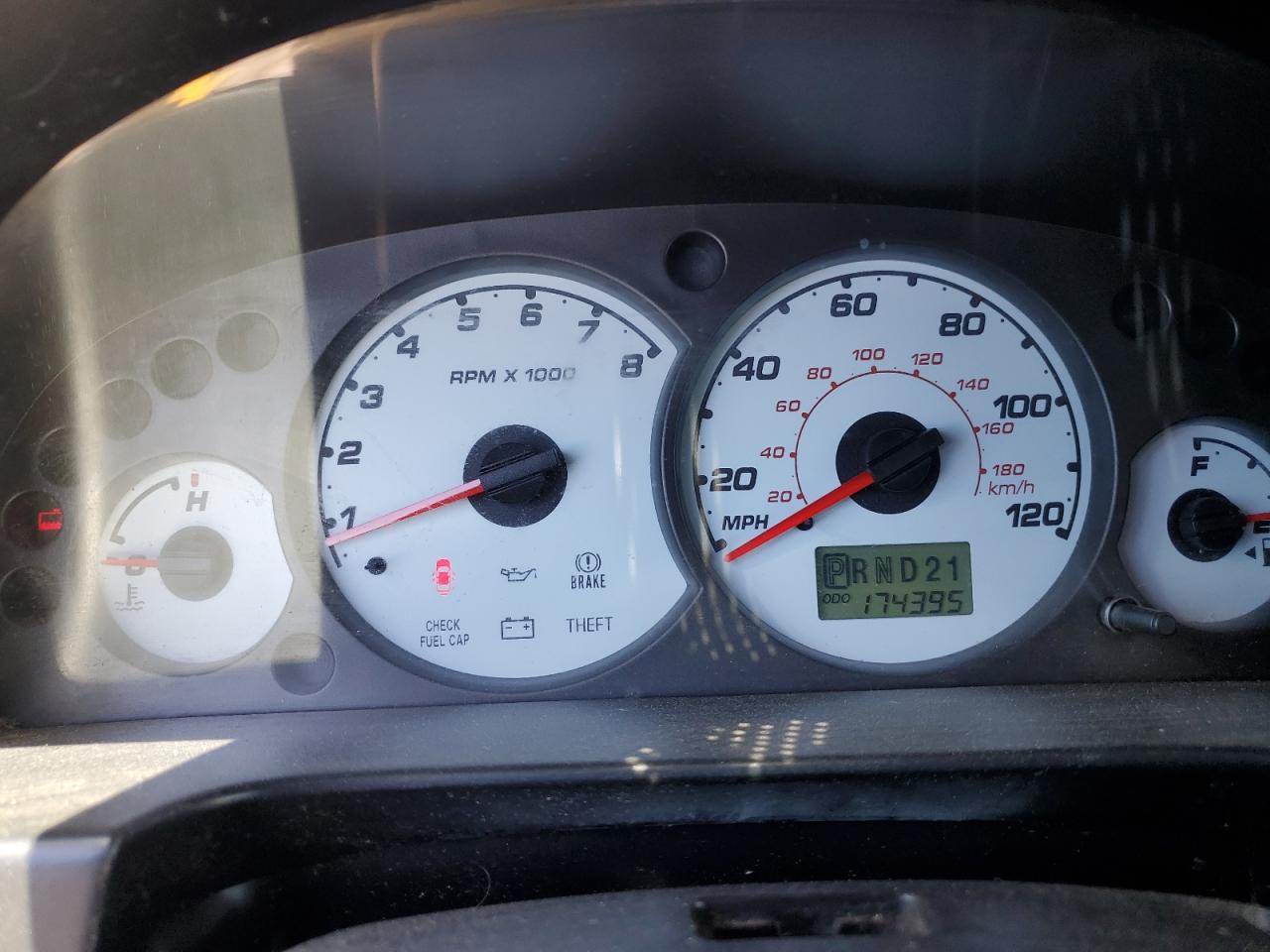 1FMYU04172KB03851 2002 Ford Escape Xlt