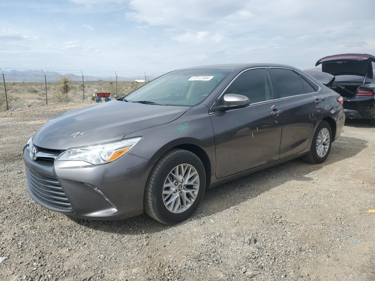 4T1BF1FK2GU137901 2016 Toyota Camry Le