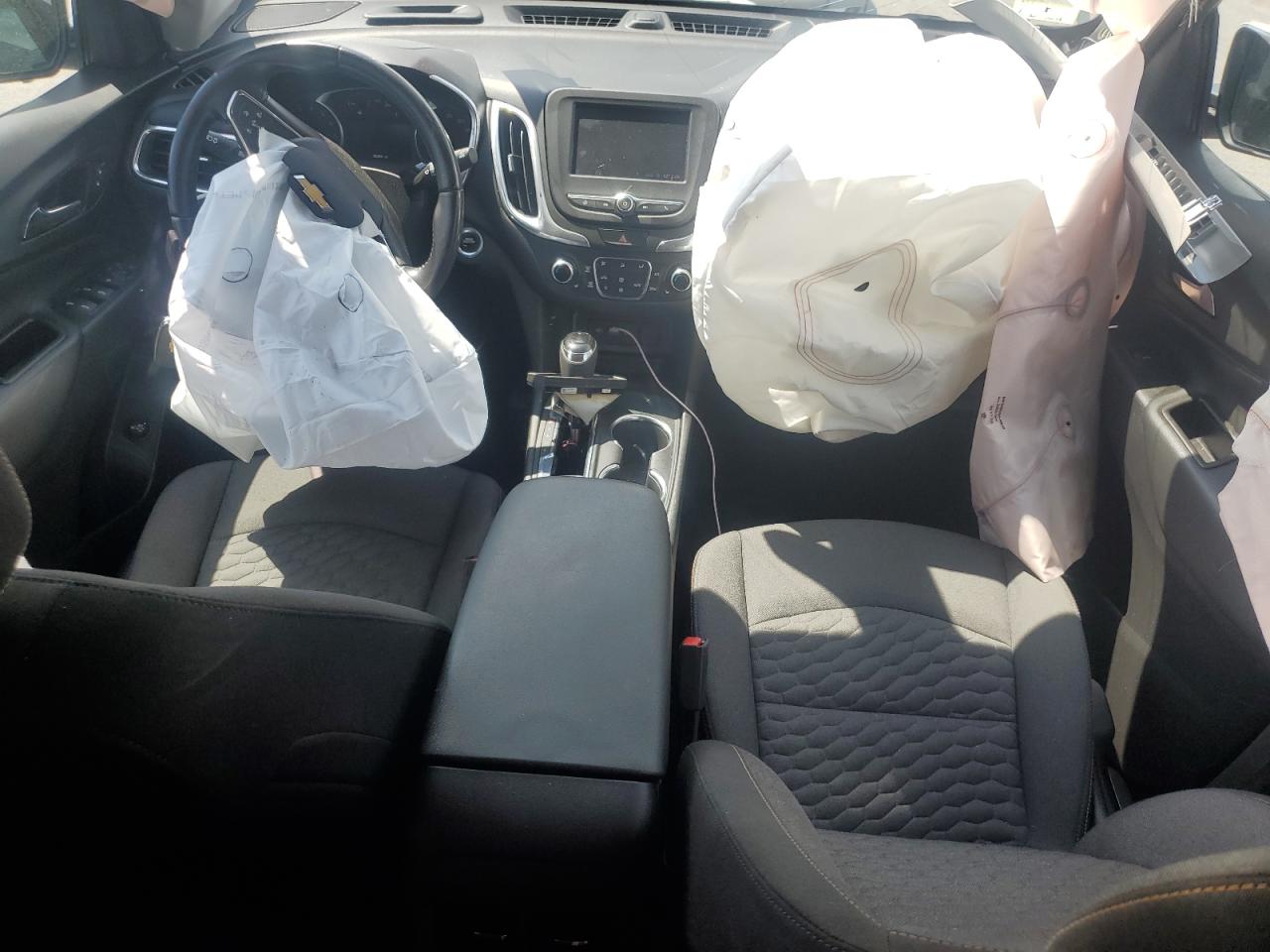 3GNAXUEV1MS121587 2021 Chevrolet Equinox Lt