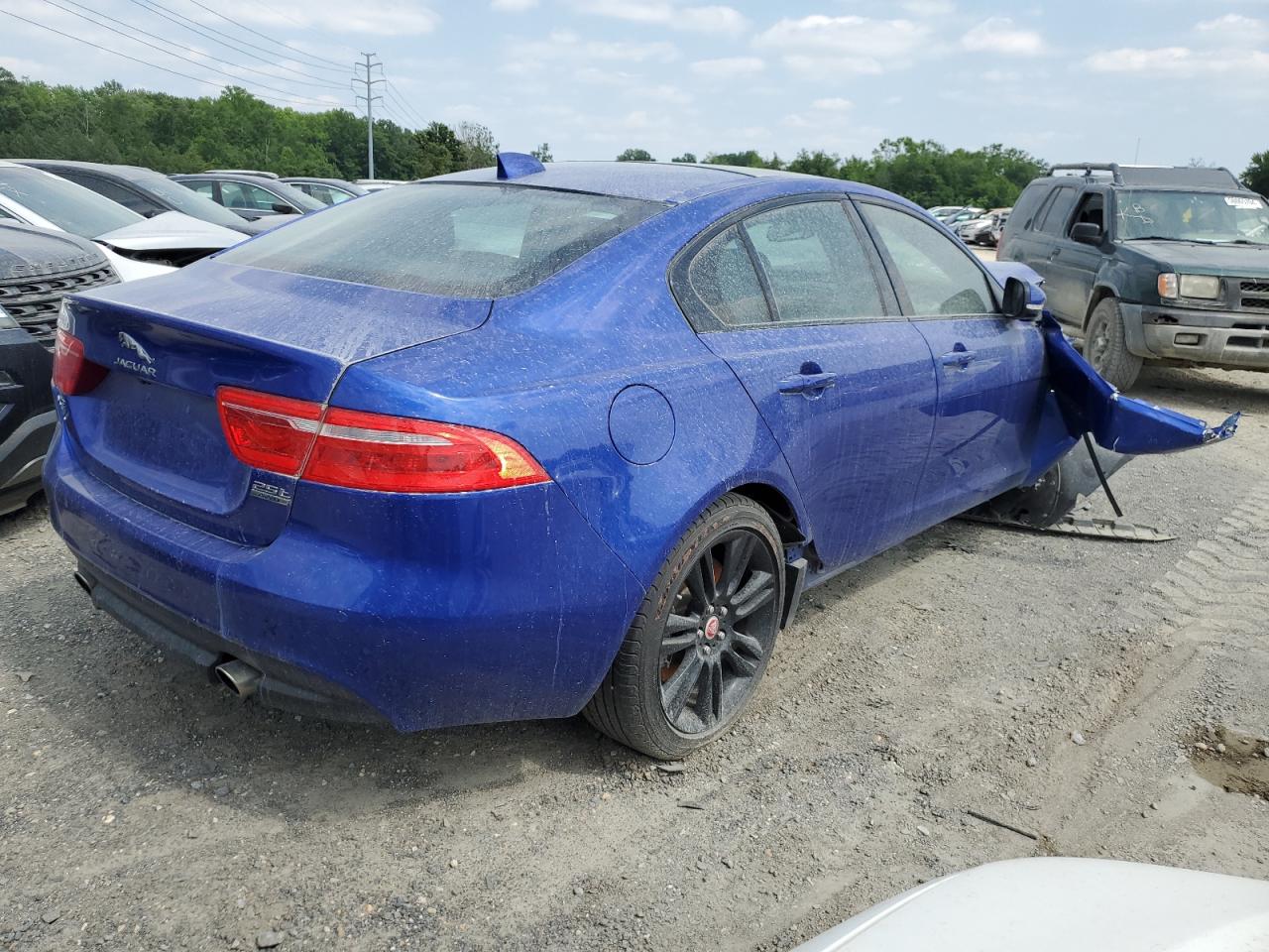 2018 Jaguar Xe Prestige vin: SAJAK4FX8JCP31741