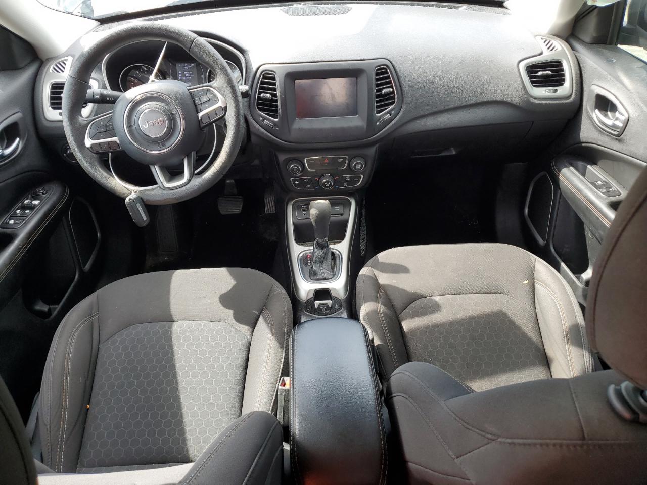 3C4NJCAB8KT809143 2019 Jeep Compass Sport