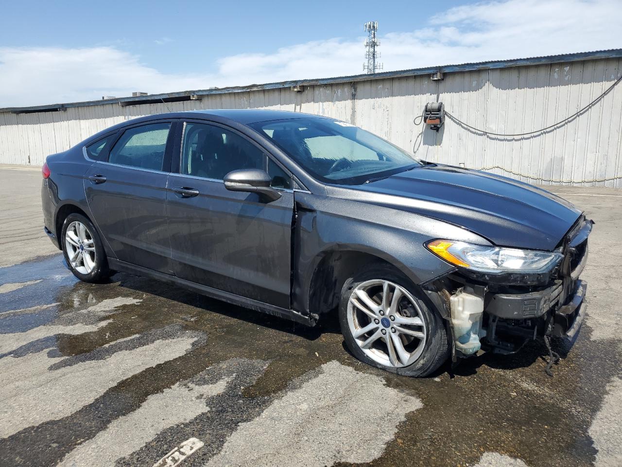 3FA6P0H75JR117569 2018 Ford Fusion Se