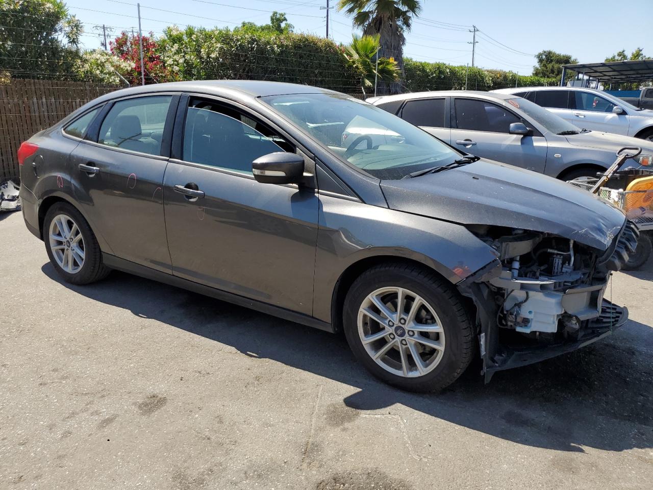 1FADP3FE2HL303914 2017 Ford Focus Se