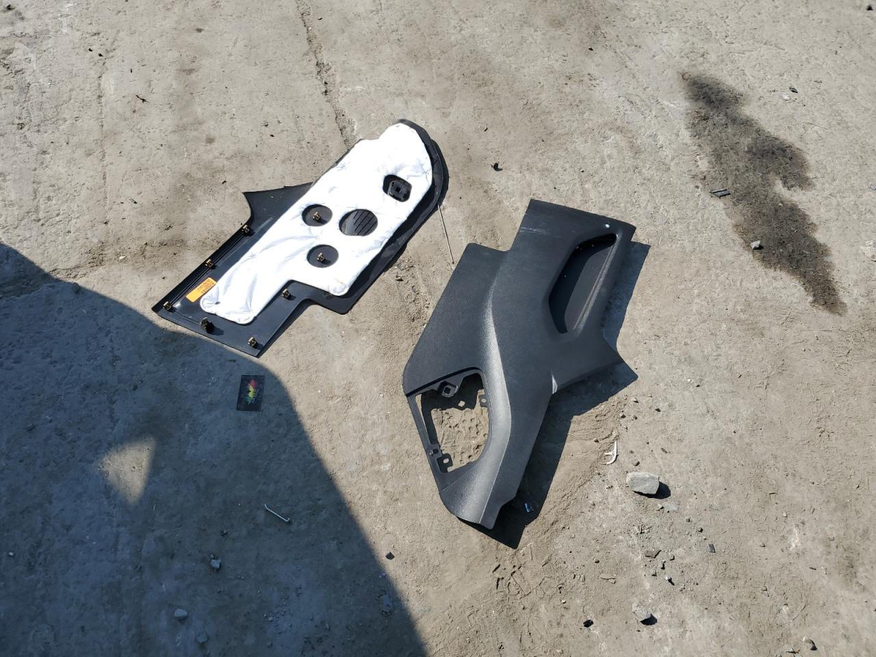 1GNERGKW2JJ183619 2018 Chevrolet Traverse Lt