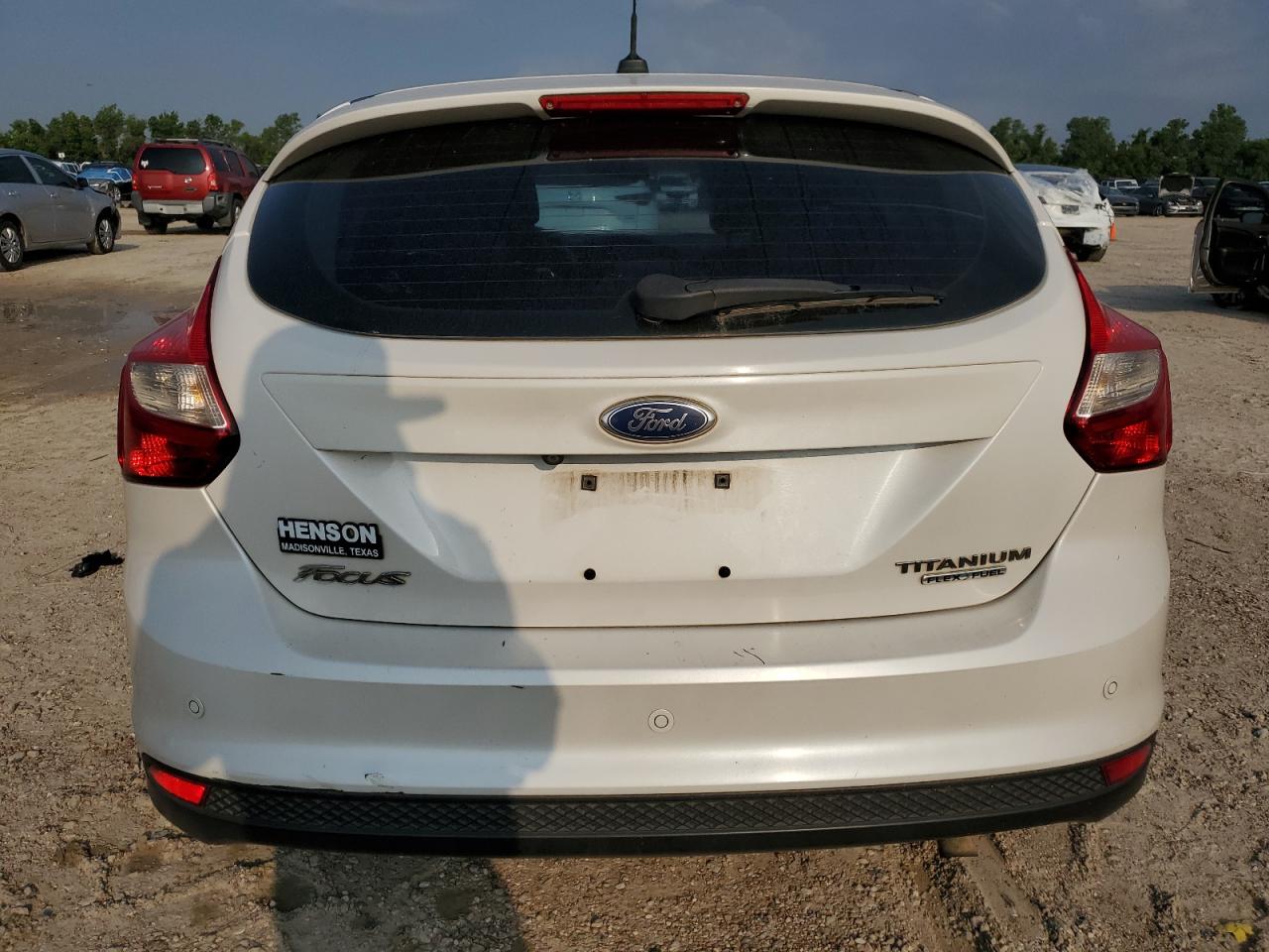 2014 Ford Focus Titanium vin: 1FADP3N21EL149103