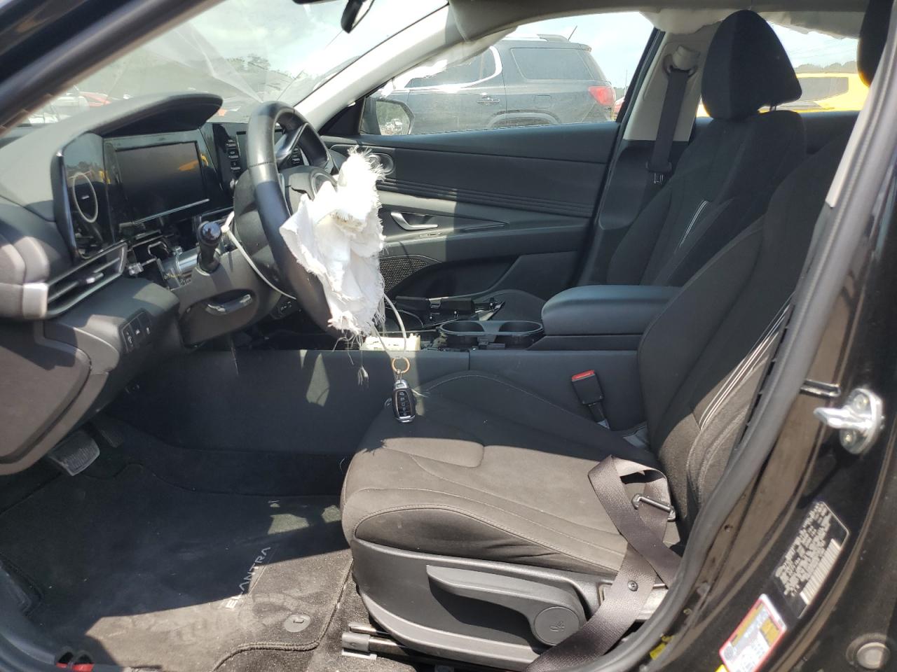 KMHLS4AG4NU245745 2022 Hyundai Elantra Sel