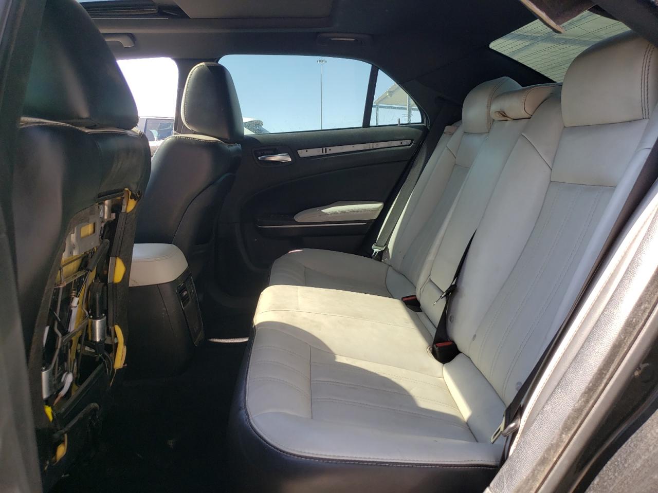 2C3CCABG9KH622958 2019 Chrysler 300 S