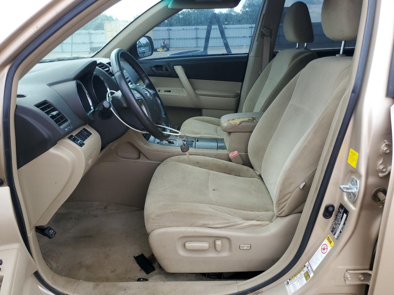 5TDZK3EHXAS019087 2010 Toyota Highlander