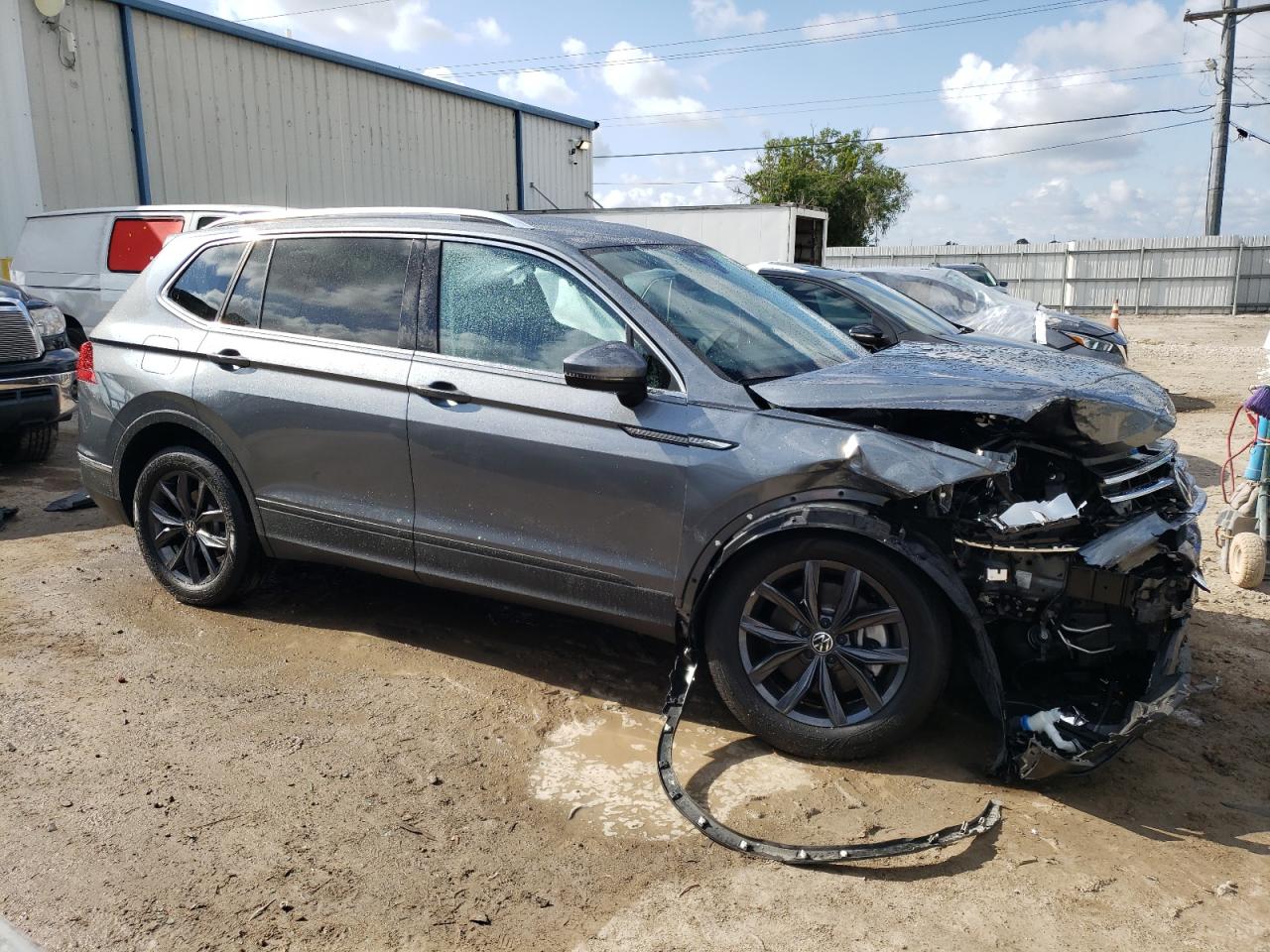 3VV3B7AX5PM053281 2023 Volkswagen Tiguan Se