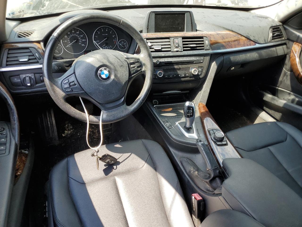 2013 BMW 328 Xi Sulev vin: WBA3B5C53DF590108