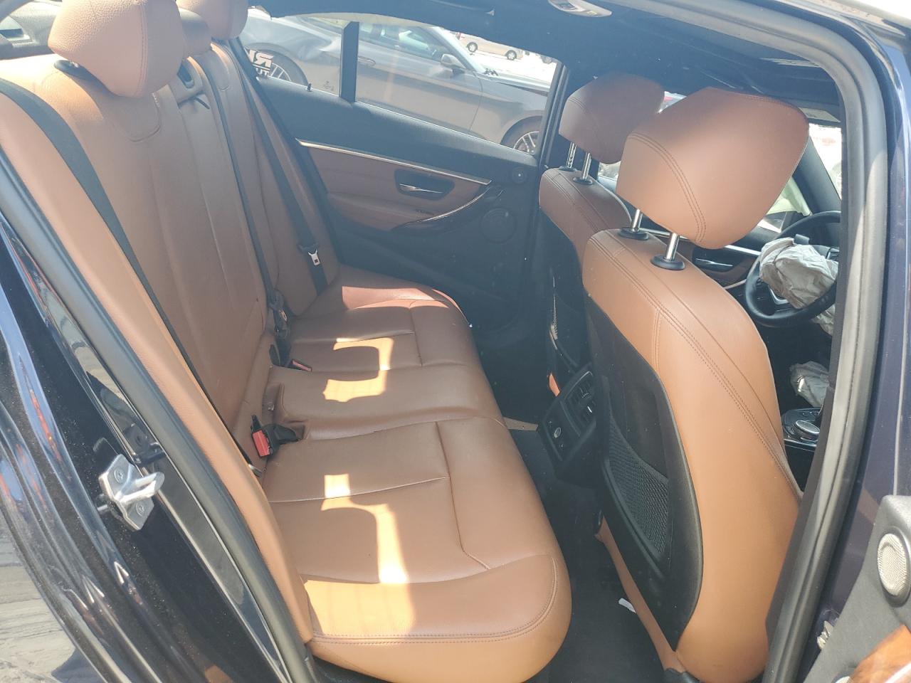 WBA8B7G53GNT14680 2016 BMW 340 Xi